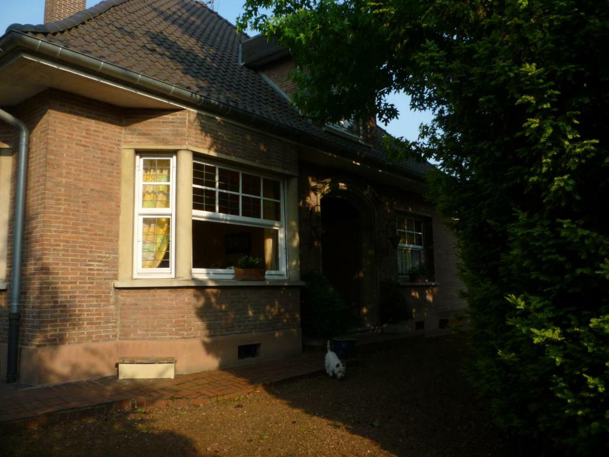 Au Vieux Cedre Bed & Breakfast Mouvaux Exterior foto